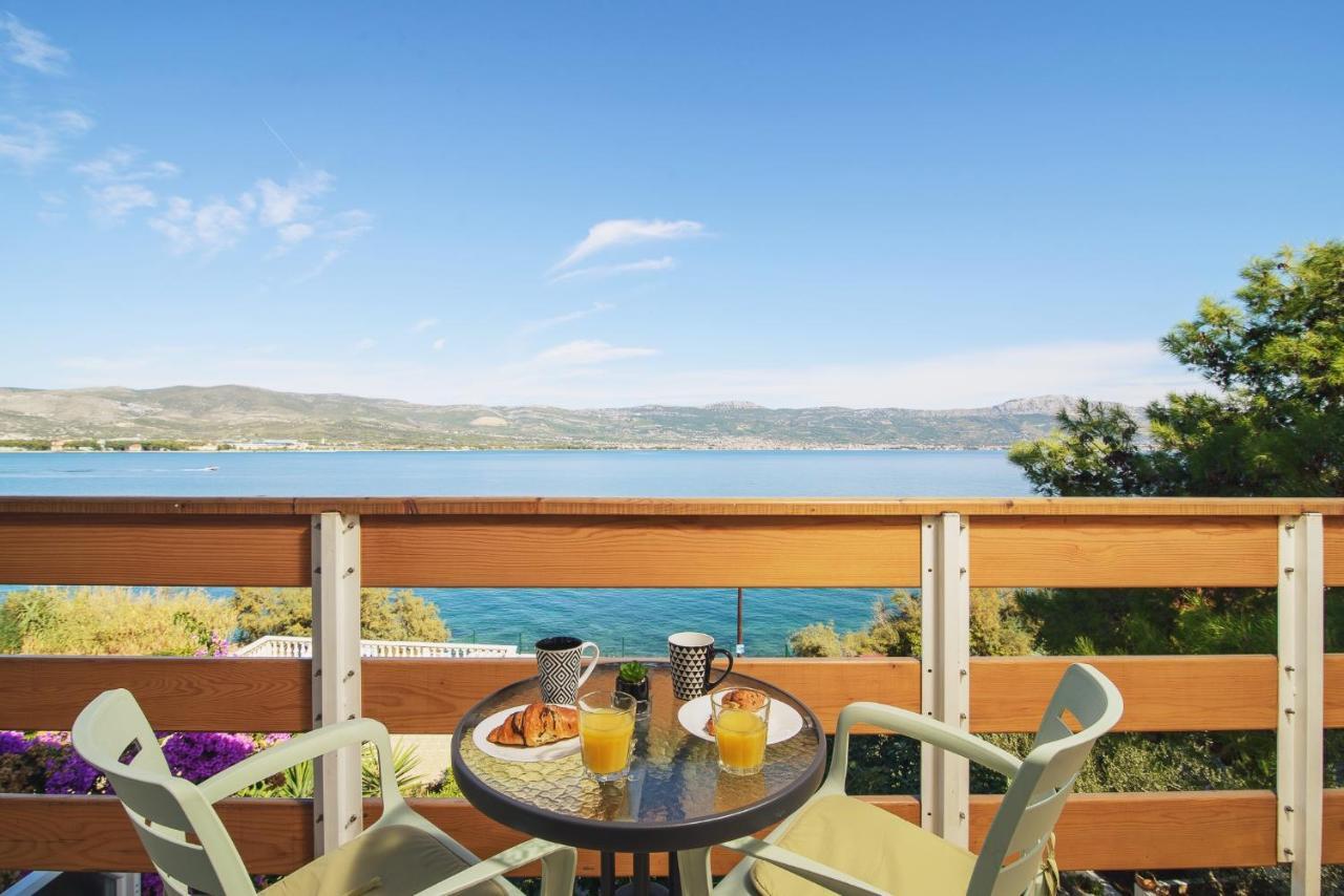Villa Bua - Beautiful Seafront Apartments Τρογκίρ Εξωτερικό φωτογραφία